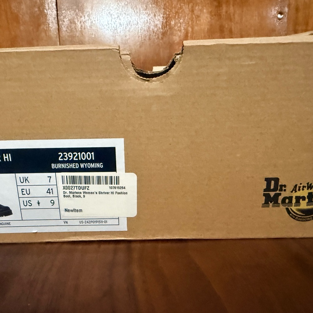 Dr. Martens Black Combat Boots with Yellow Accents shriver hi boots black brand - Picture 8 of 9